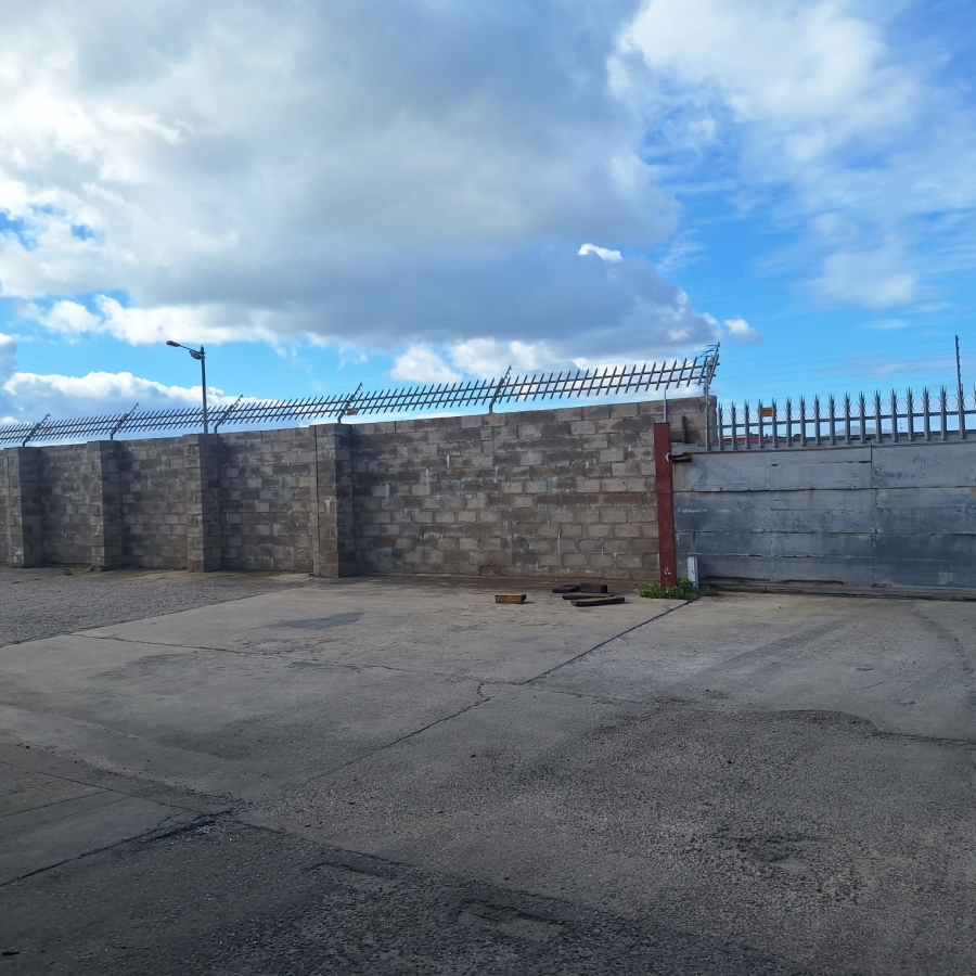 To Let Commercial Property for Rent in De Almeida Western Cape